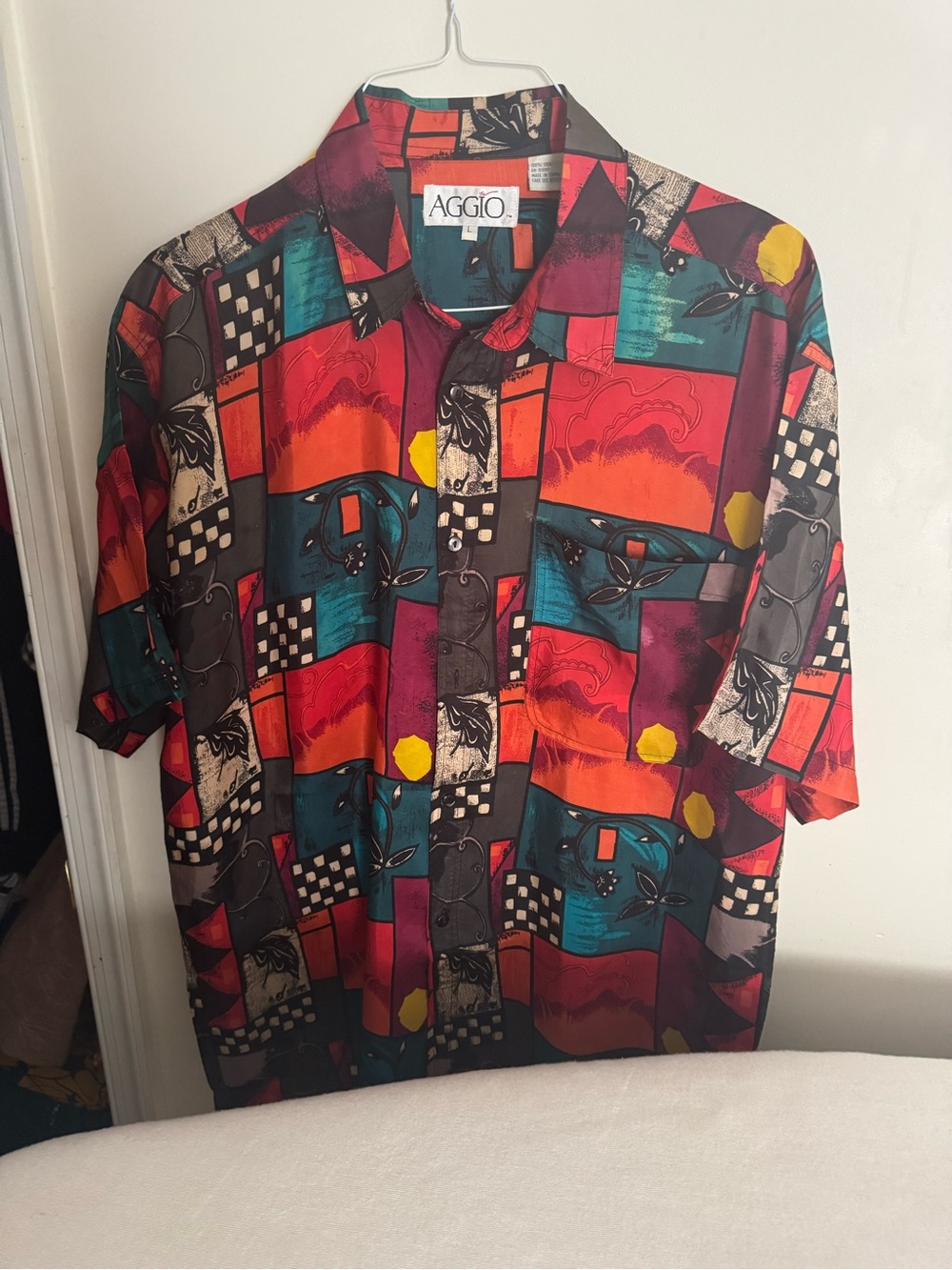 Men's Multi-Color Patterned Button-Up Shirt - Picture 2 of 7
